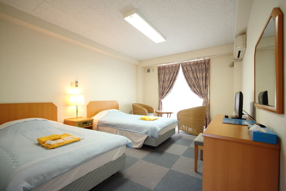 Kerama Beach Hotel Замами Екстериор снимка