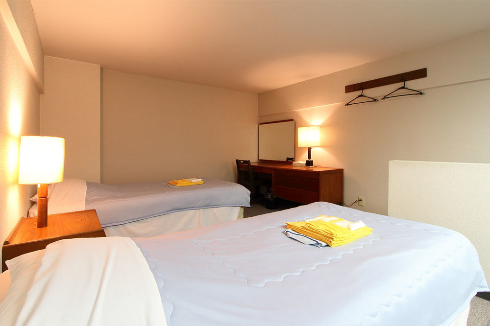 Kerama Beach Hotel Замами Екстериор снимка