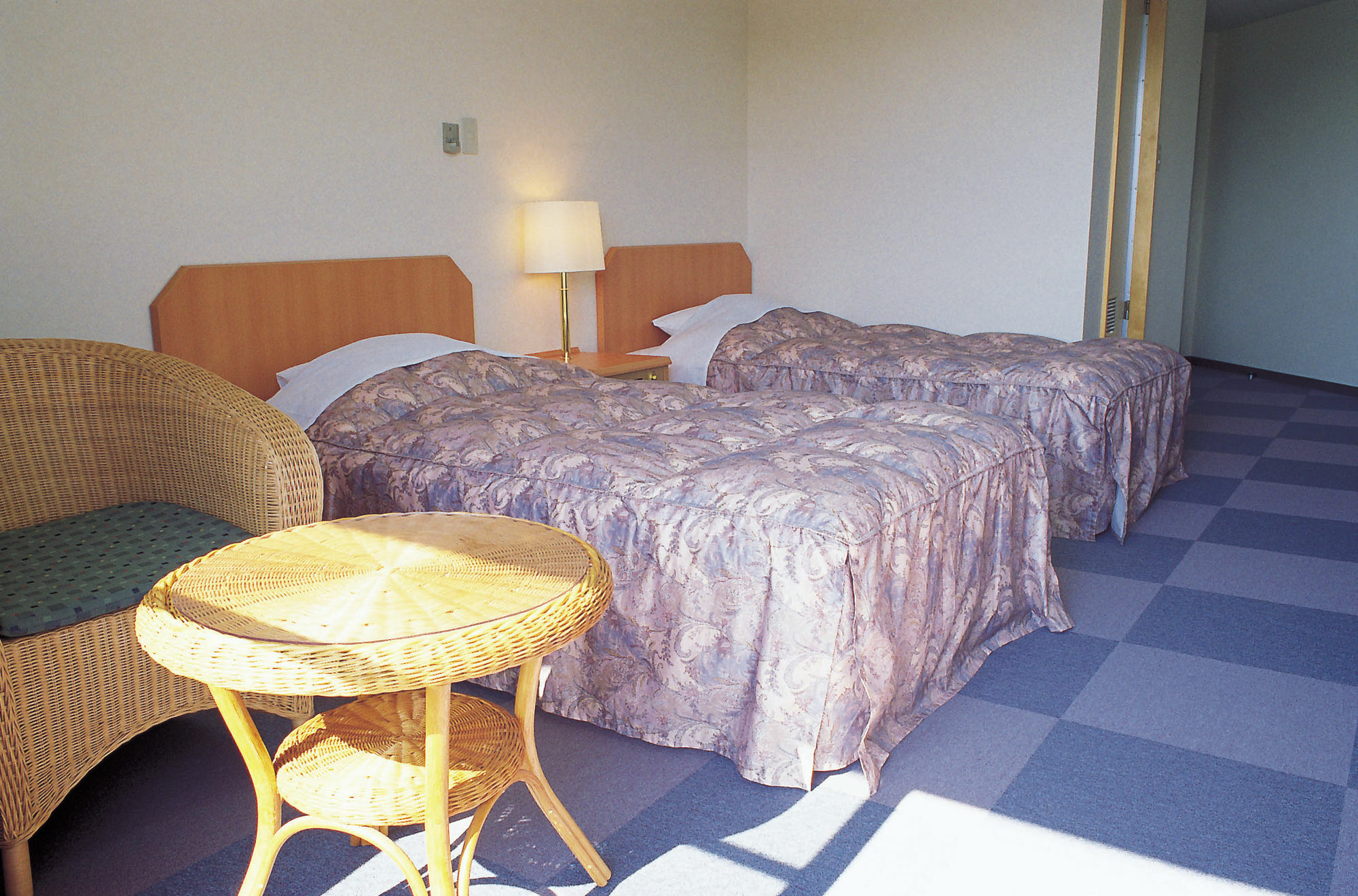 Kerama Beach Hotel Замами Екстериор снимка